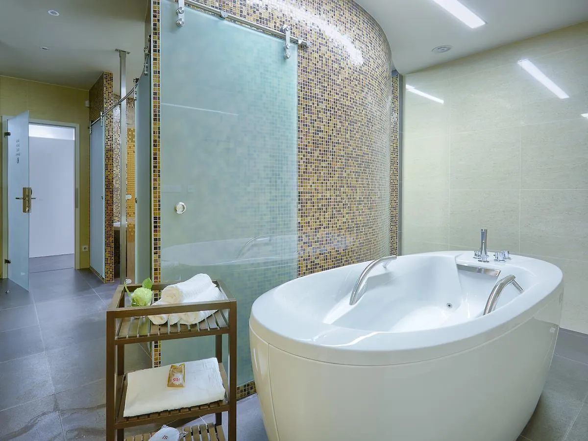 Spa Hotel Iris Karlovy Vary